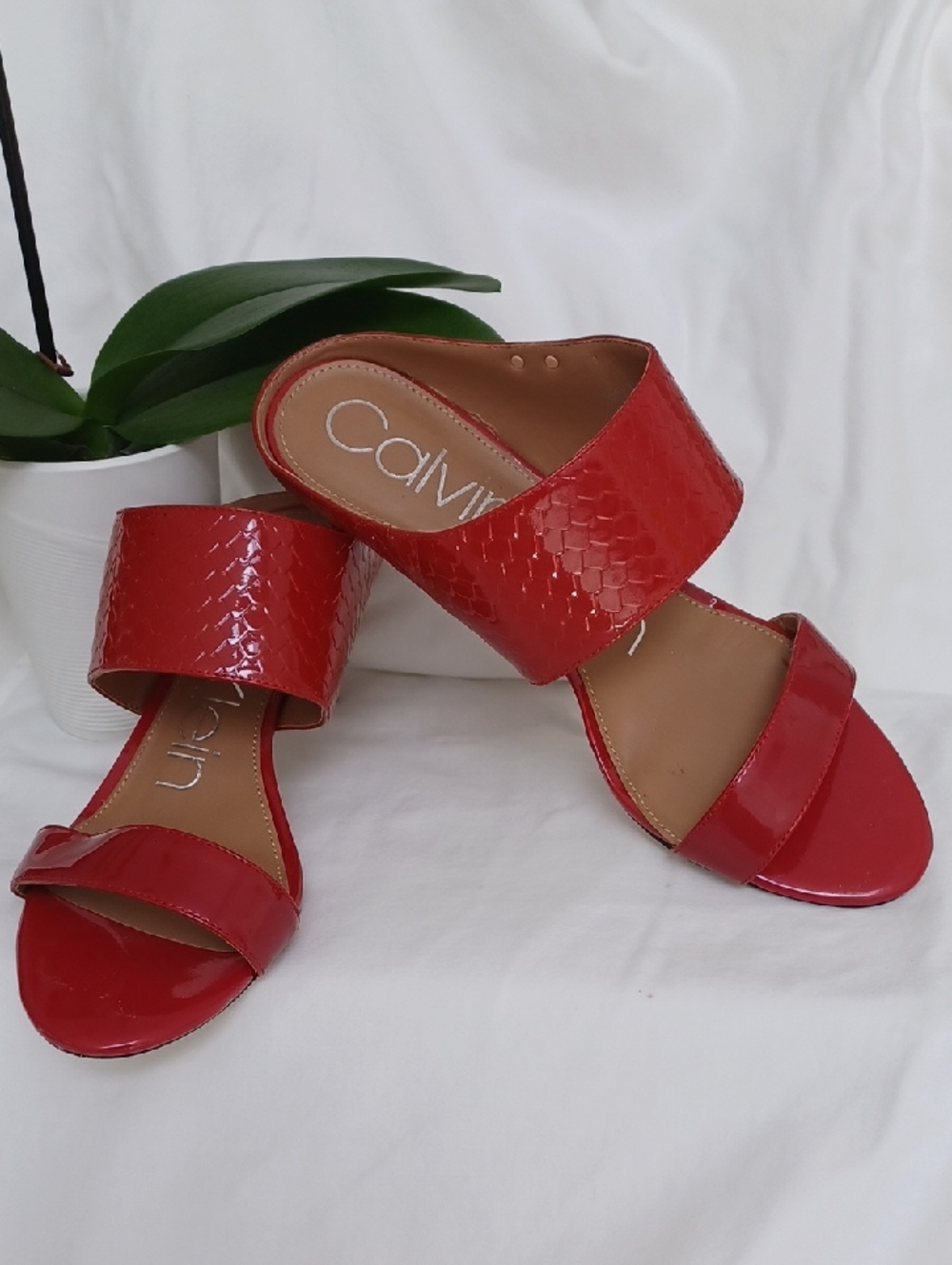 Calvin Klein Red Patent  Double-Band Slide Mules. Size 8
